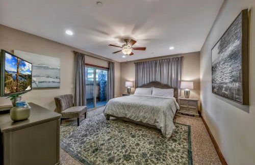 Tahoe Woods 101 at Stateline - Walk to Lake - Foto 8