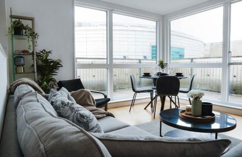 Chic 2BR City Centre Balcony Near Victoria St - Foto 7