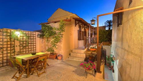 Muses-Old Town - Photo 4