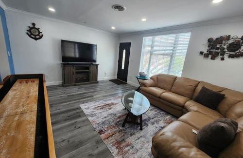 Lower Chelsea Lookout- On Water by Beach & Boards! - Foto 25