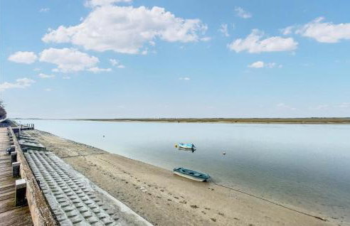 2 Bedroom Awesome Home In Gamaches - Foto 9