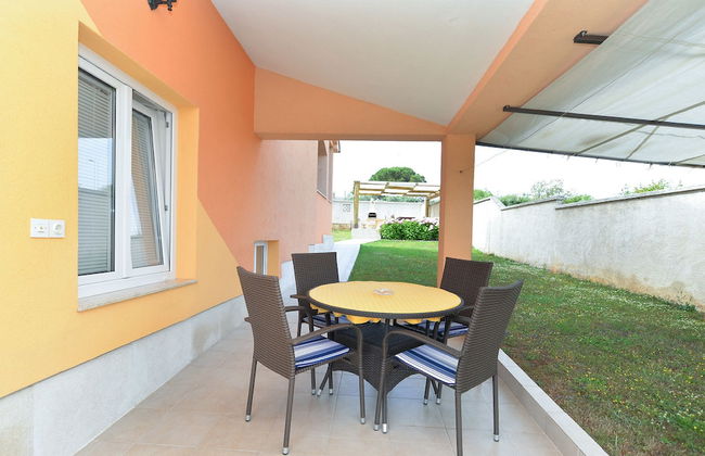 Apartment 669 - Photo 22