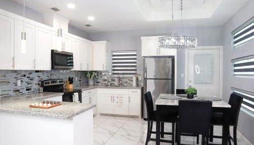 2BR Luxe Home Near Downtown Pharr - Foto 2