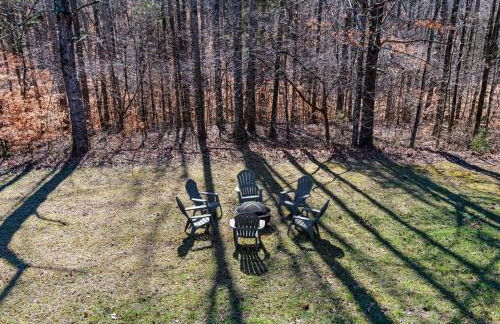 Cottage with 3 King Beds, 3 min to Marina, Fire Pit - Foto 40