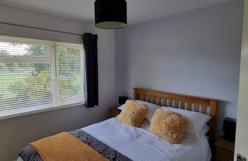 Windsor property near Legoland with free parking - Photo 34