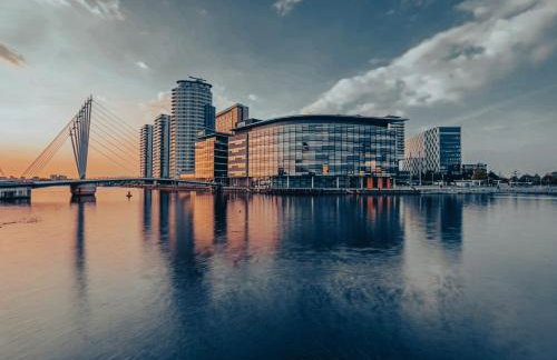 Fresh 2Bed 2Bath Apartment 2mins drive to Man Utd Stadium - Foto 23