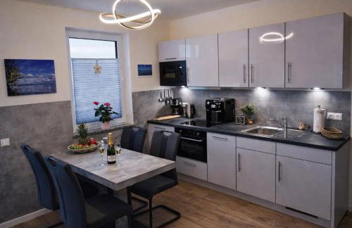 Elegantes & modernes Apartment NeLi mit Terrasse, 100m zum Hafen Röbel Müritz - Foto 5