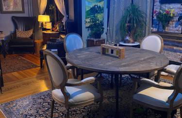 4 BR Luxurious-Gem Mansion in Heart of Denver - Foto 2