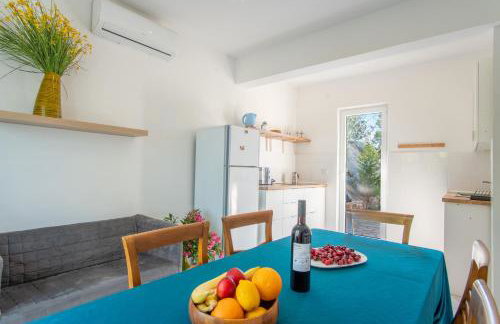 Villa Sortis and boat - Photo 14