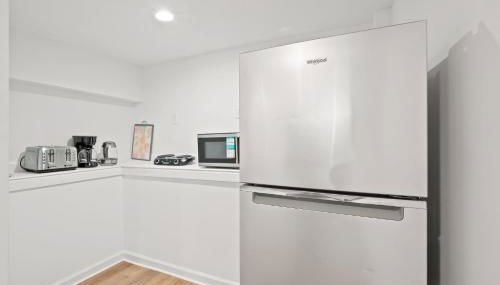 Negin 2903 - Basement Unit - Foto 5