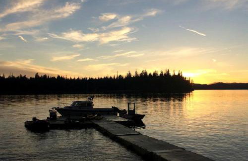 Wilderness Cabin Getaway with Breathtaking Views in Klawock on Prince of Wales Island in Alaska - Foto 8