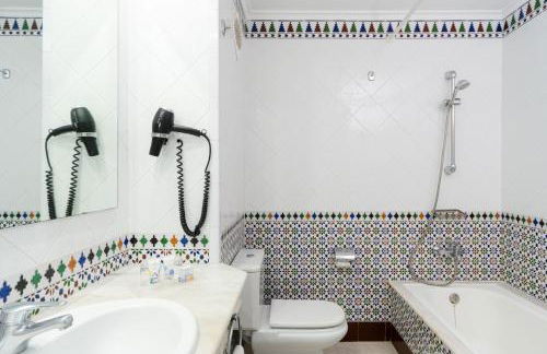 Plus Fariones Apartamentos - Foto 100