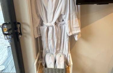 Luxury one bedroom pods with private Jacuzzi and plunge pool - Foto 19