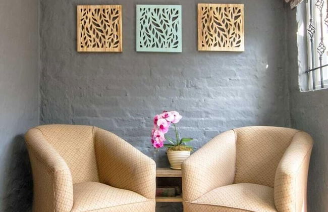 The Minimalist - Photo 34