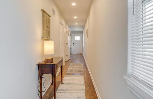 Louisville Charm Near the Derby Apt with Yard! - Foto 23