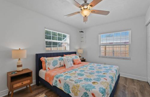 Coastal Home 10 min to the Beach - Foto 25