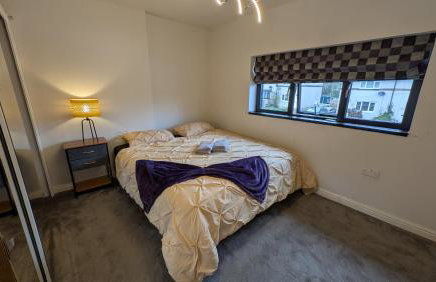 Modern 3-Bed Family Haven wFree Parking - Foto 18