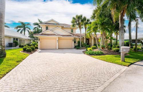 Villa Hibiscus-Waterfront-Free Heated Pool-Dock-Bikes-Other Amenities - Photo 66