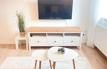 MEGHA Living - 2 Zimmer Appartments mit Küche - Zentral - Foto 9