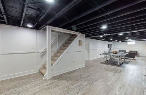 Steps to the HOF-Football Fans Dream Stay - Foto 19