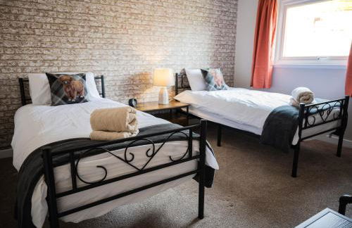 North Coast Cottage - Coastal Highland Retreat with Sea Views - Foto 8