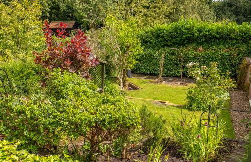 Brimming with Medieval charm - Weavers Cottage - Foto 20