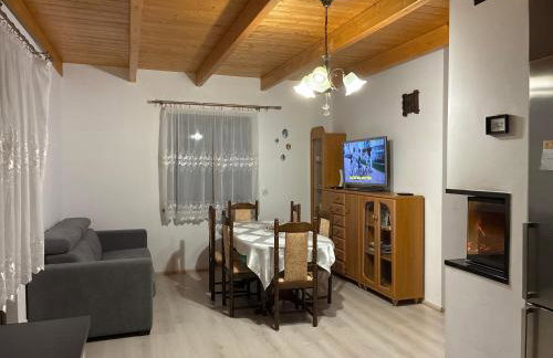 Domek nad jeziorem w Świekatowie - Foto 6