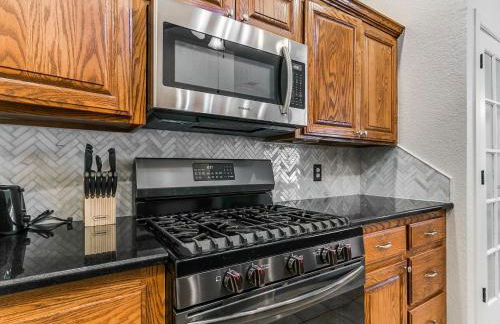 Sleek 4BR OKC Stay by StayLage - Photo 34