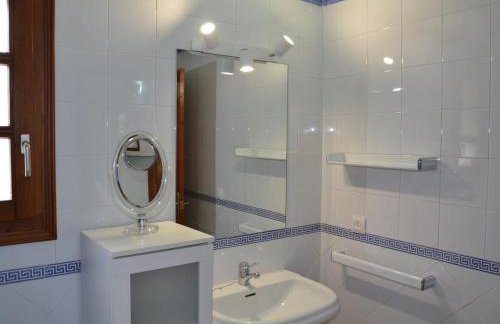 Casa con Piscina Privada y Jardín Cerca de la Playa en L'Estartit - ES-323-6 - Foto 34