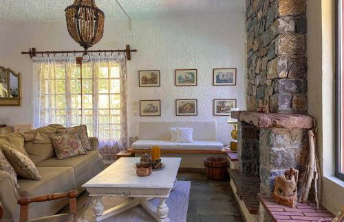 Casa Calma Country Villa Escape with Private Pool - Photo 6