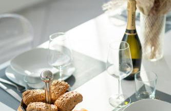 Artist House - Photo 17