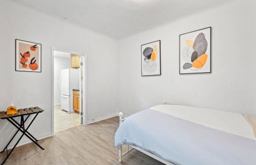 Near LA Cozy Home with Full Kitchen & Laundry - Foto 6