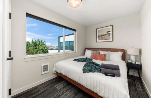 2BR in Downtown with Parking - Foto 2