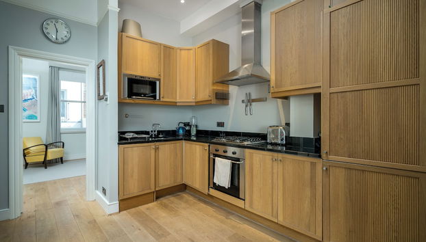 JOIVY Captivating 1-Bed Flat In Fulham - Foto 4, Cocina privada