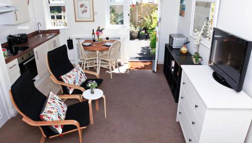 Lowerbourne House Studio - Foto 2