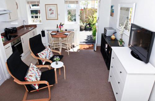 Lowerbourne House Studio - Foto 2