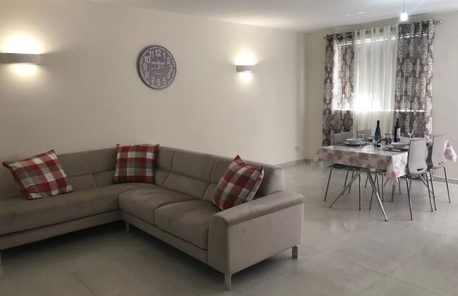 Sea View 2 Bed Apartment Close To Beach Hpi7738 - Foto 15