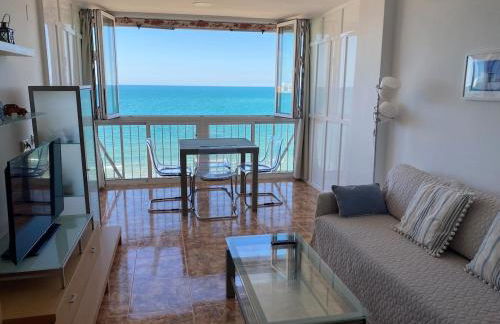 The beach and the sea in front of you - Photo 16