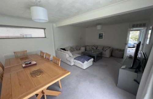 Sleeps 9- KingBeds- FamilyFriendly- ContactlessCI - Foto 17