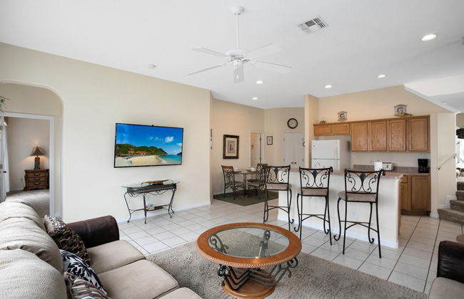 Tropical and Peaceful This 5 bed With Pool Spa - Foto 12