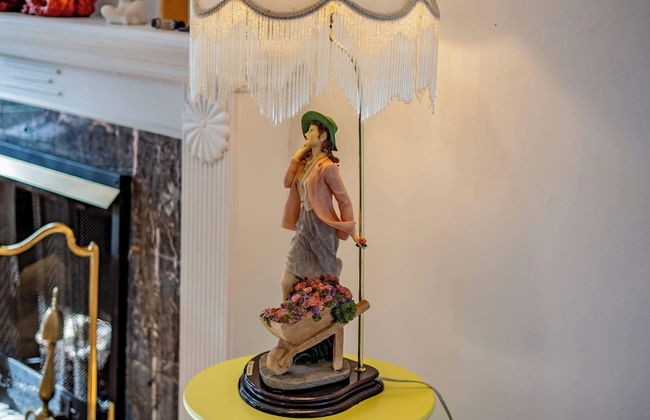 Serene Retreat & Modern Comforts in Rowland Heights - Foto 62