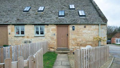 Boddingtons Barn @ Norton Grounds - Photo 2