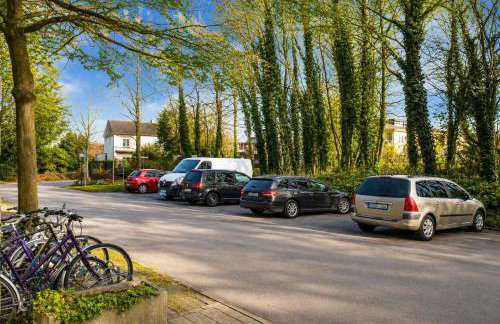 Geräumige Ferienwohnung mit Parkplatz direkt an der S-Bahn nach München - Foto 26