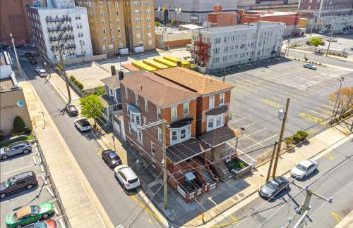 Luxury 8 Bedroom House, Steps to Tropicana, Beach and Boardwalk! - Foto 14