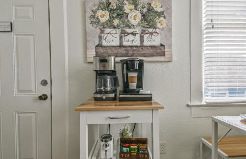 Cozy 2nd-Floor Suite near Beach, The Strand, Pier - Foto 9