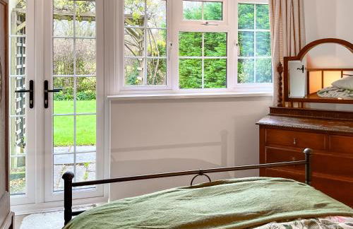 The Old School - Photo 11