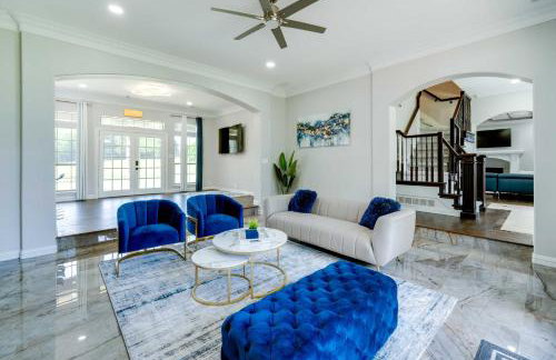 10 Acres with Hot Tub and Pond Luxury Melissa Villa! - Foto 4