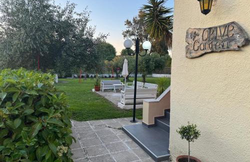 Olive Garden Studios & Apartments - Foto 11