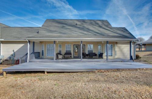 Private Deck and Game Room Portland Group Getaway - Foto 28