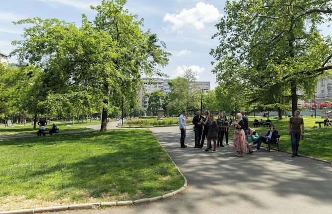 Belgrade Center Apartment - Photo 9